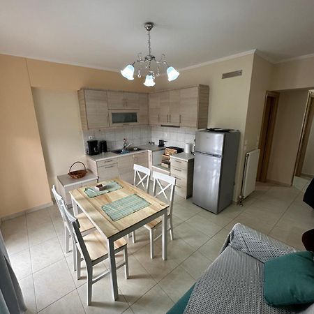 R Apartment Nafpaktos エクステリア 写真