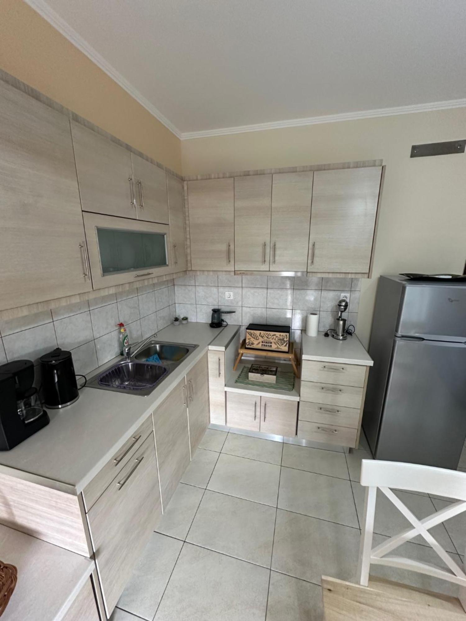 R Apartment Nafpaktos エクステリア 写真